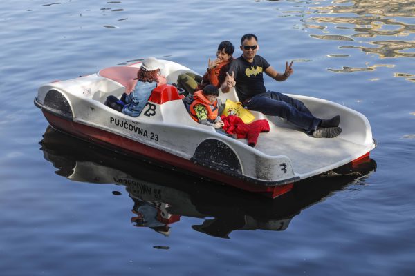 Essential Guide to China’s Family Travel Market